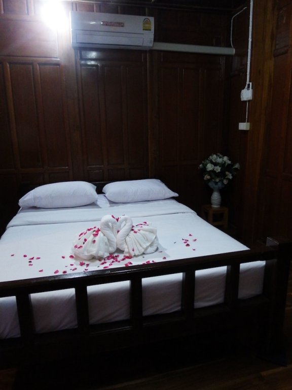 Фото Pon-Pon & Nuan-La-Or