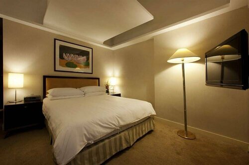 Гостиница XI Hotel в Коулуне