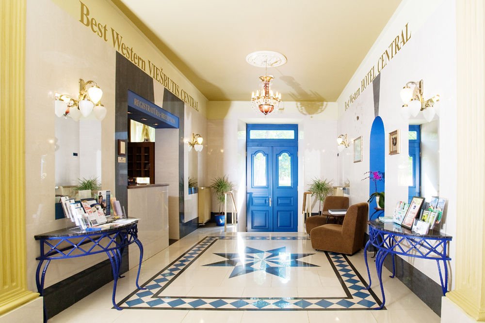 Фото отеля 1