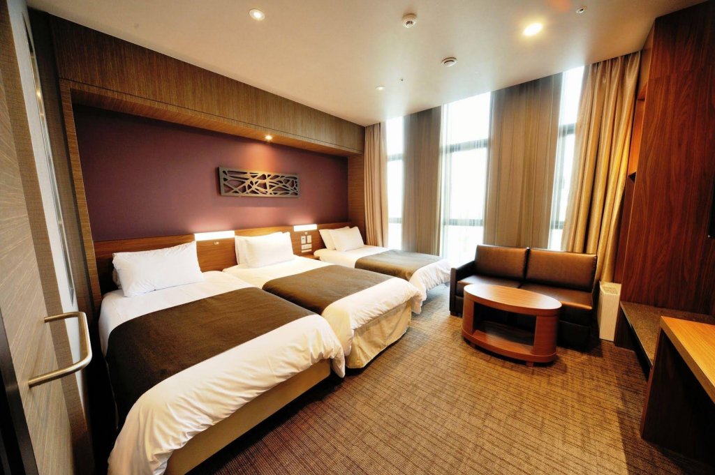 Фото Dormy Inn Premium Seoul Garosugil