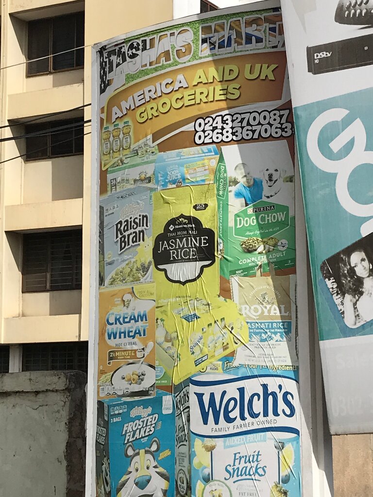 Business center Tashas mart, Accra, photo