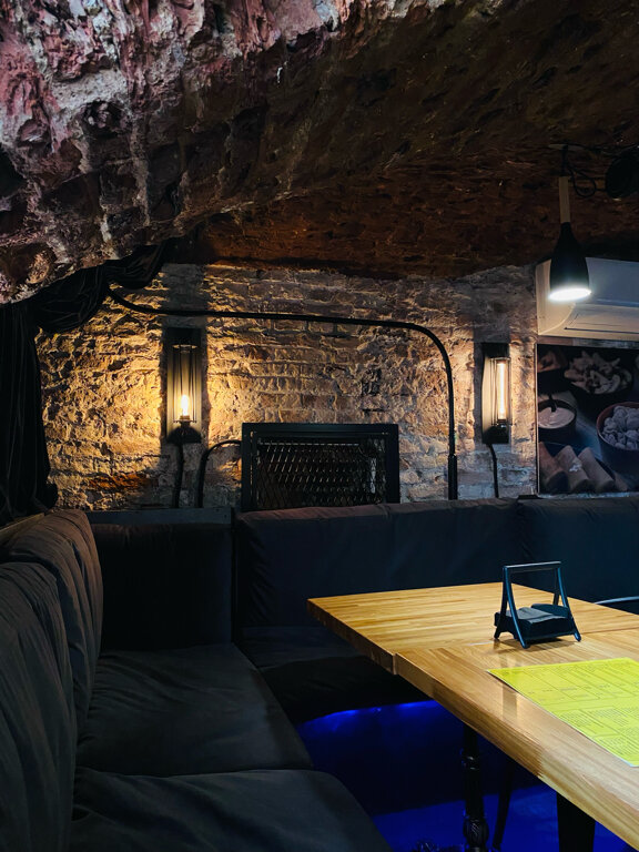 Bar, pub Papa Blin, Saint Petersburg, photo