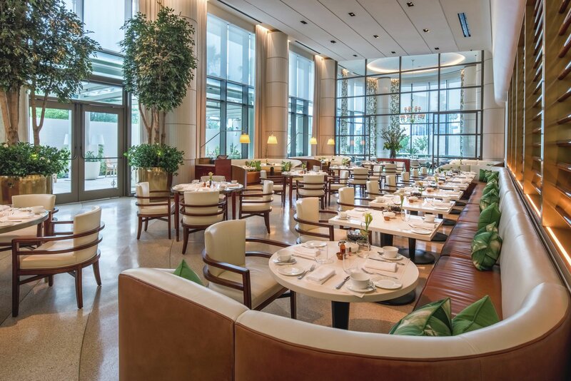 Гостиница Waldorf Astoria Beverly Hills в Беверли Хиллсе