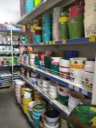 Hardware store Ok Bolt, Mozyr, photo