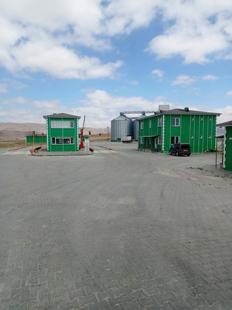 Warehouse services Ruhbas Licensed Warehousing Inc, Talas, photo