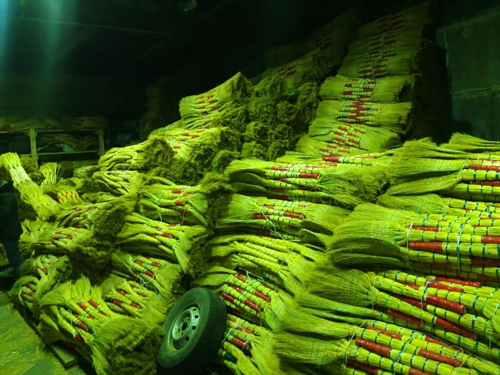 Household goods wholesale Sorghum Brooms, Tashkent, photo