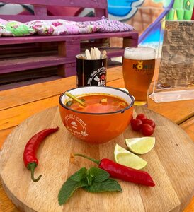 Gastrobar (ulitsa Dzerzhinskogo, 13), entrega de comida y almuerzo