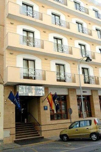 Гостиница Hotel Rusadir в Мелилье