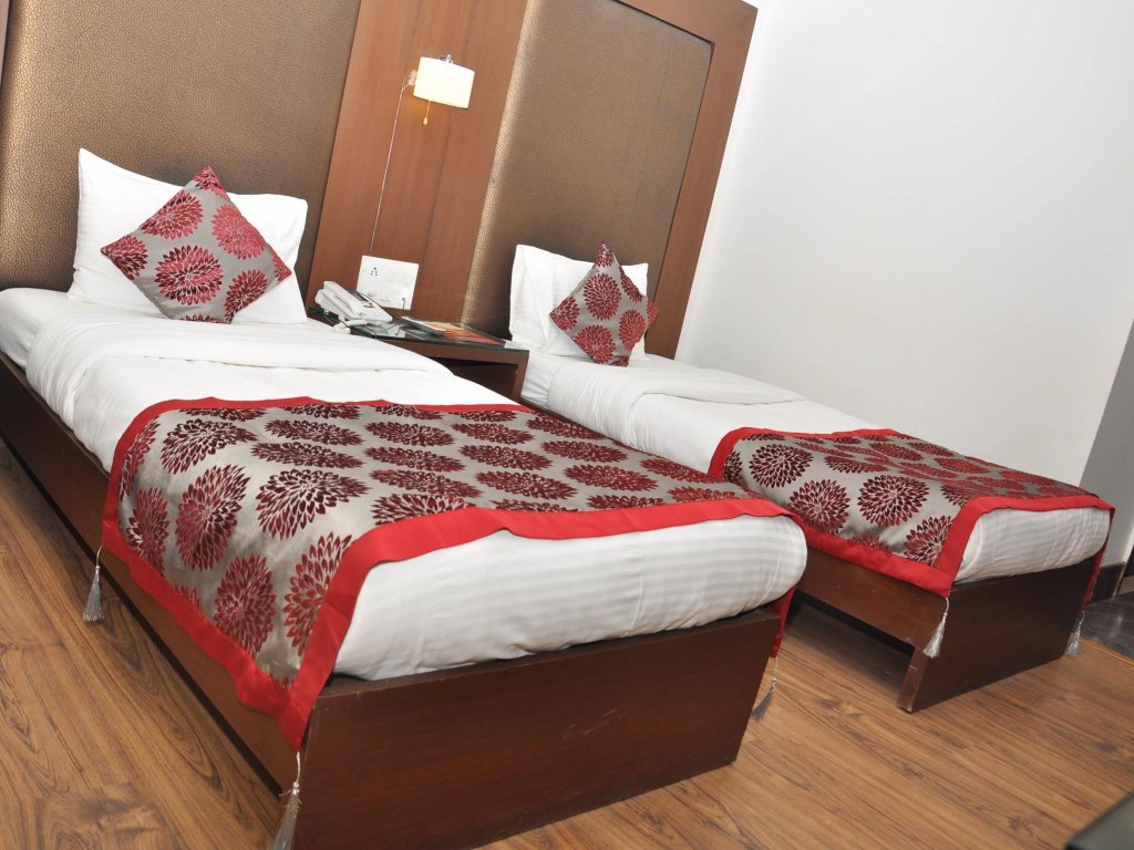 Фото Hotel Haris MG Road Gurugram