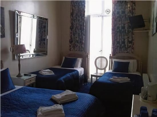 Фото Blades Hotel