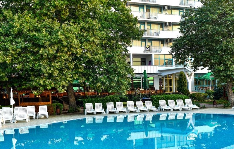 Фото отеля 2