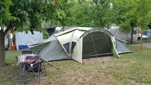 Кемпинг Camping i Hotel la Soleia d'Oix