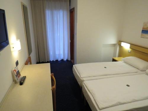 Фото Hotel Villa Claudia