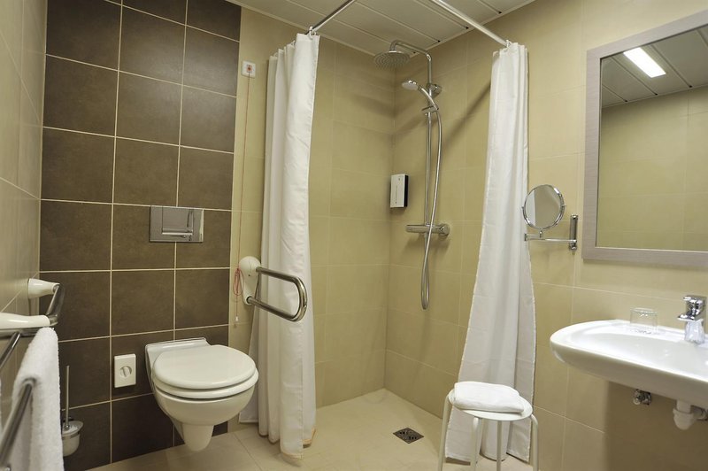 Фото Golden Tulip Kassel Hotel Reiss