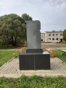 Памятник павшим в годы Великой Отечественной войны (Вологодский муниципальный округ, село Макарово), памятник, мемориал в Вологодской области