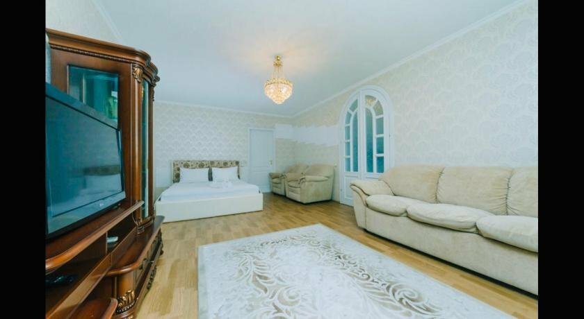 Short-term housing rental Comfort Apartment near Minskaya metro station and DreamTown, Kyiv, photo