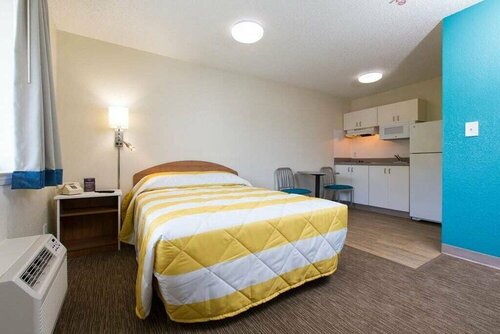 Гостиница InTown Suites Extended Stay Woodstock Ga