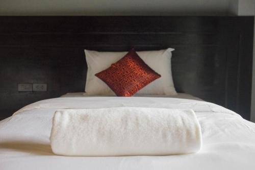 Фото B-Black Hotel Chonburi