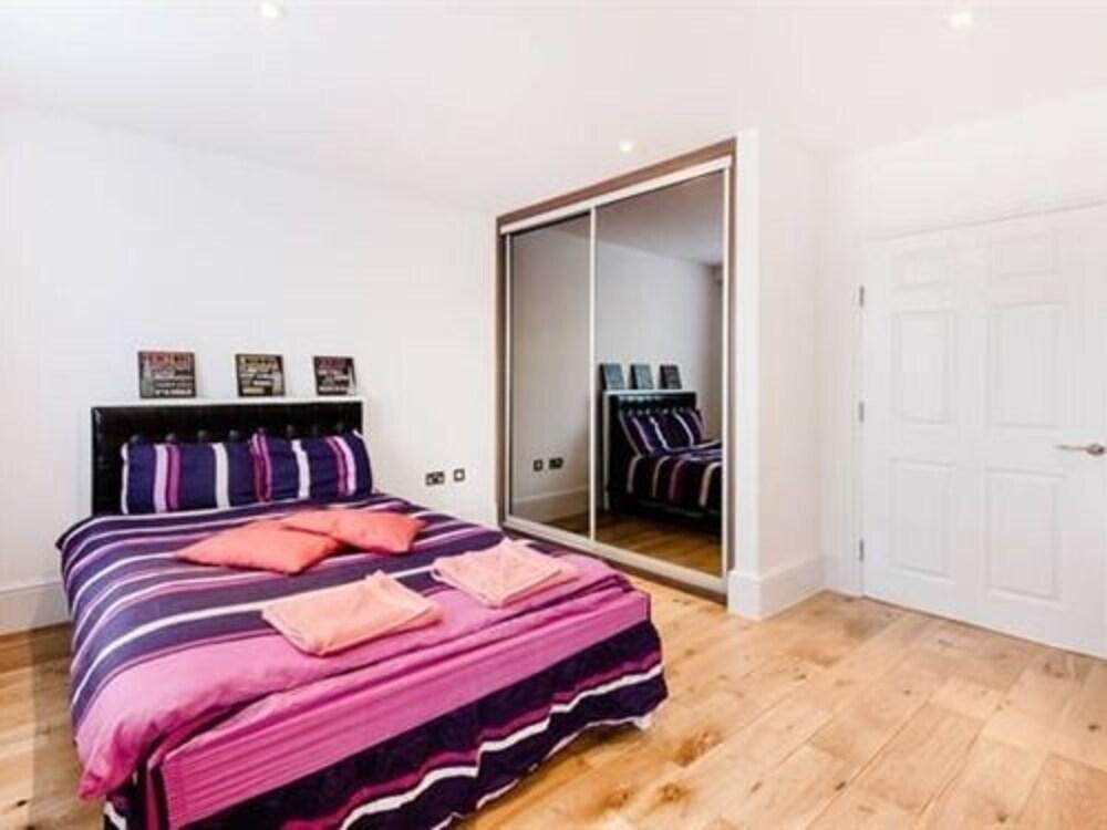 Фото Park Avenue Baker Street