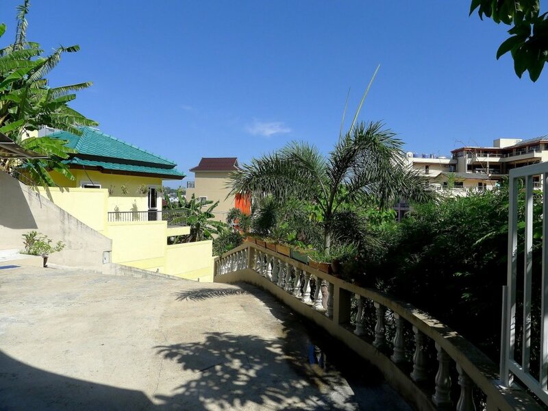 Гостиница Natural Mystic Patong Residence