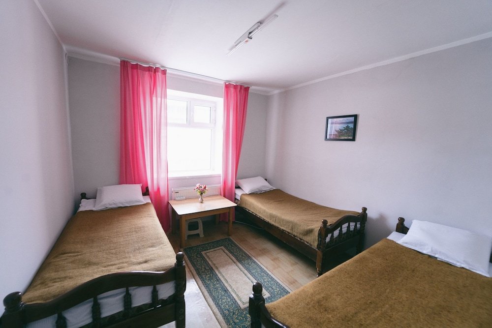 Фото Town Yard Guesthouse and Tour