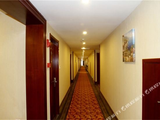 Фото GreenTree Inn Ningbo Yinxian Ave Airport Road Business Hotel
