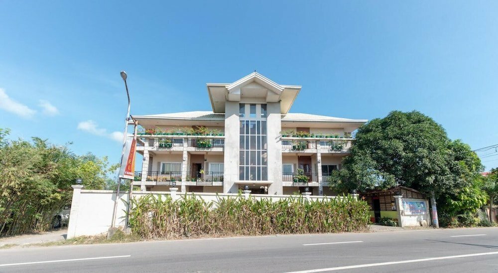 Hotel RedDoorz near Manlurip Rotonda Tacloban, Province of Leyte, photo