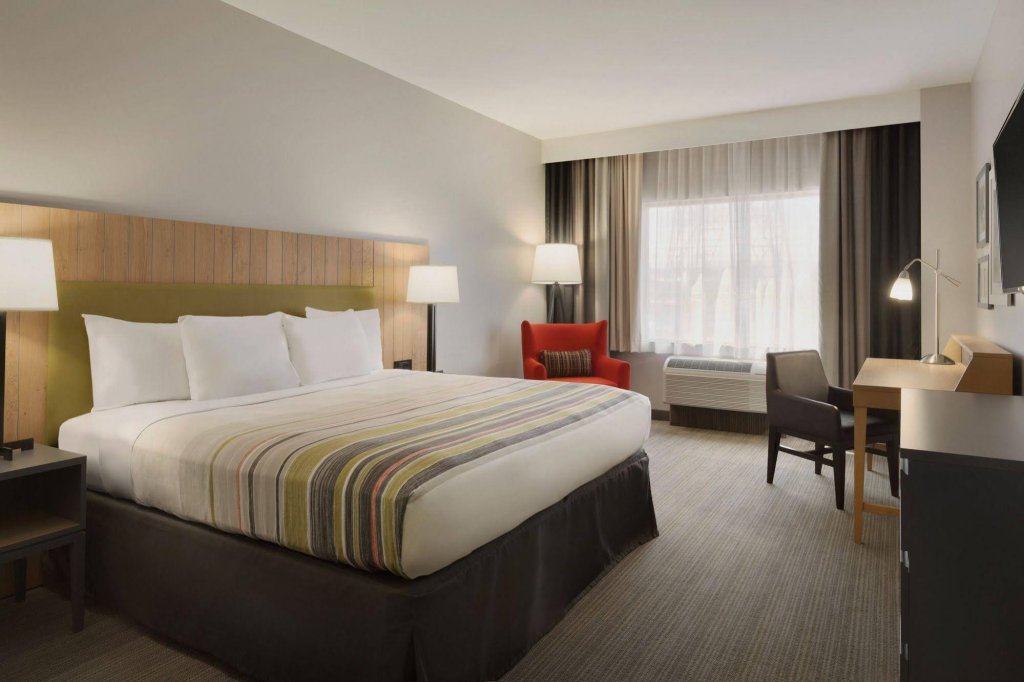 Фото SunCoast Park Hotel Anaheim, Tapestry Collection by Hilton