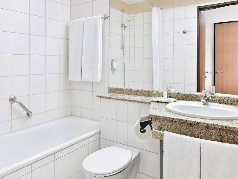 Фото Nh Weinheim