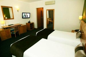 Quiaios Hotel (Coimbra, Figueira da Foz, Urbanização Torricentro), hotel