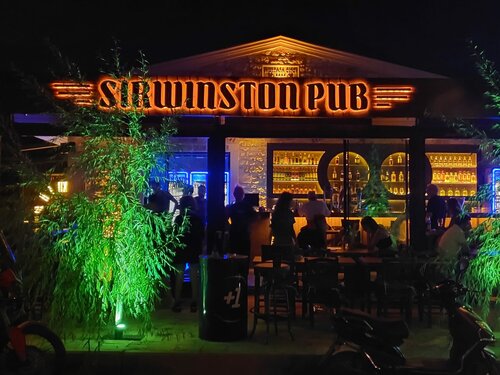 Bar, pub Sir Winston Pub Yenifoca, Foca, photo