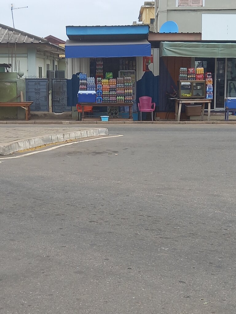 Grocery Maratha, Accra, photo