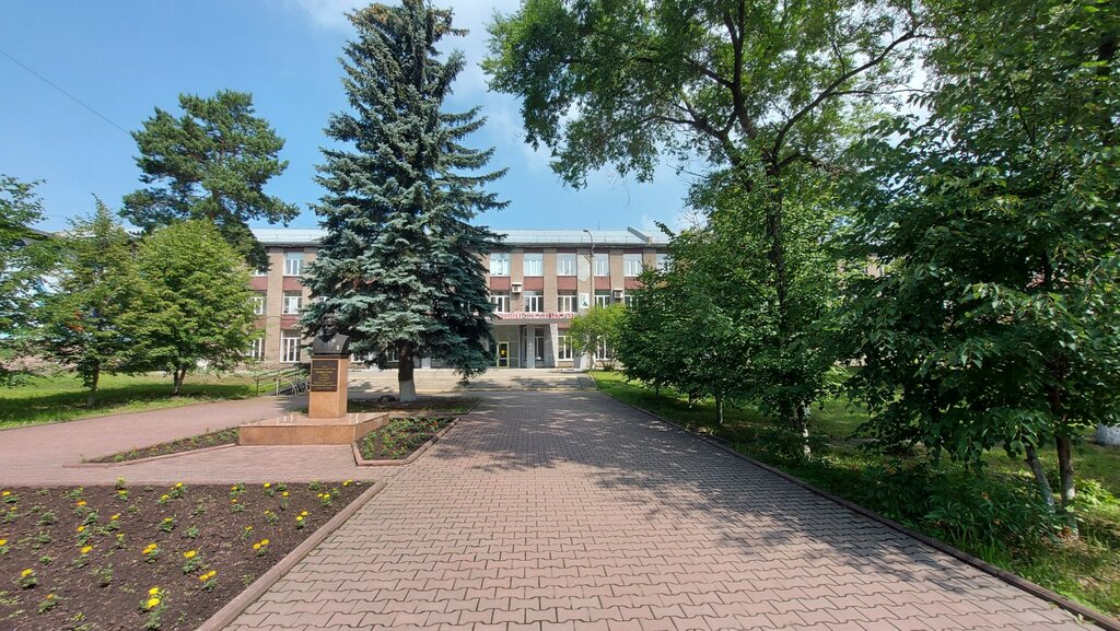 Technical college Gosudarstvennoye professionalnoye obrazovatelnoye uchrezhdeniye Kuznetsky industrialny tekhnikum, Novokuznetsk, photo