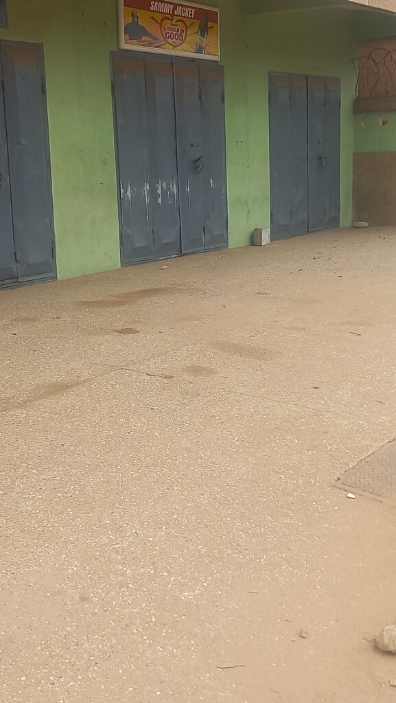 Soft drinks bar Sammy Jackey, Accra, photo