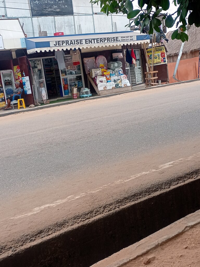 Clothing store Jepraise enterprise, Accra, photo