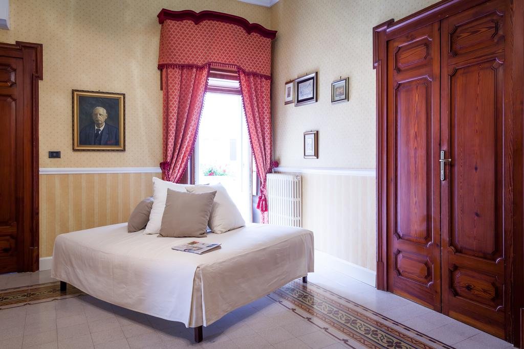 Фото Palazzo Montalbano