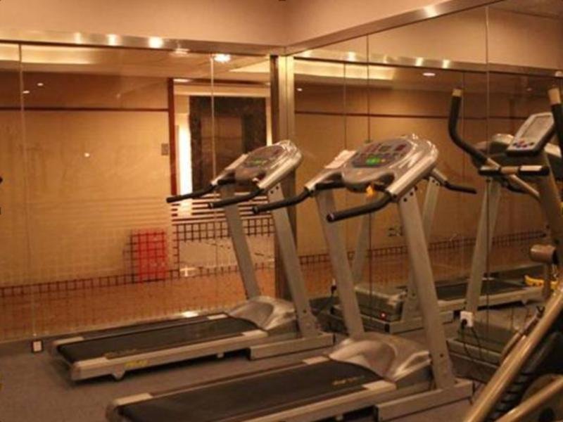 Фото Yashidu Suites Hotel