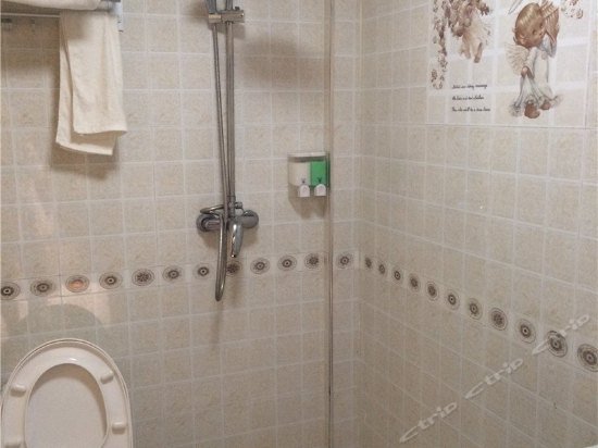 Фото Shuicheng Bandao Hotel