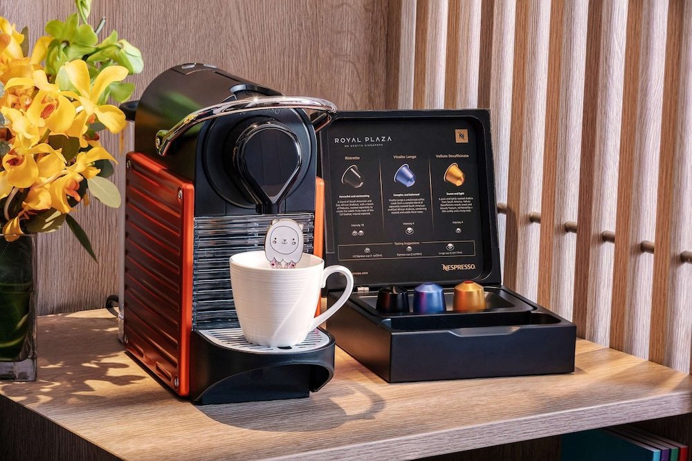 Фото Royal Plaza on Scotts