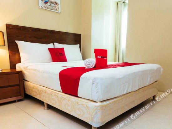 Фото RedDoorz near Osmena Highway 1