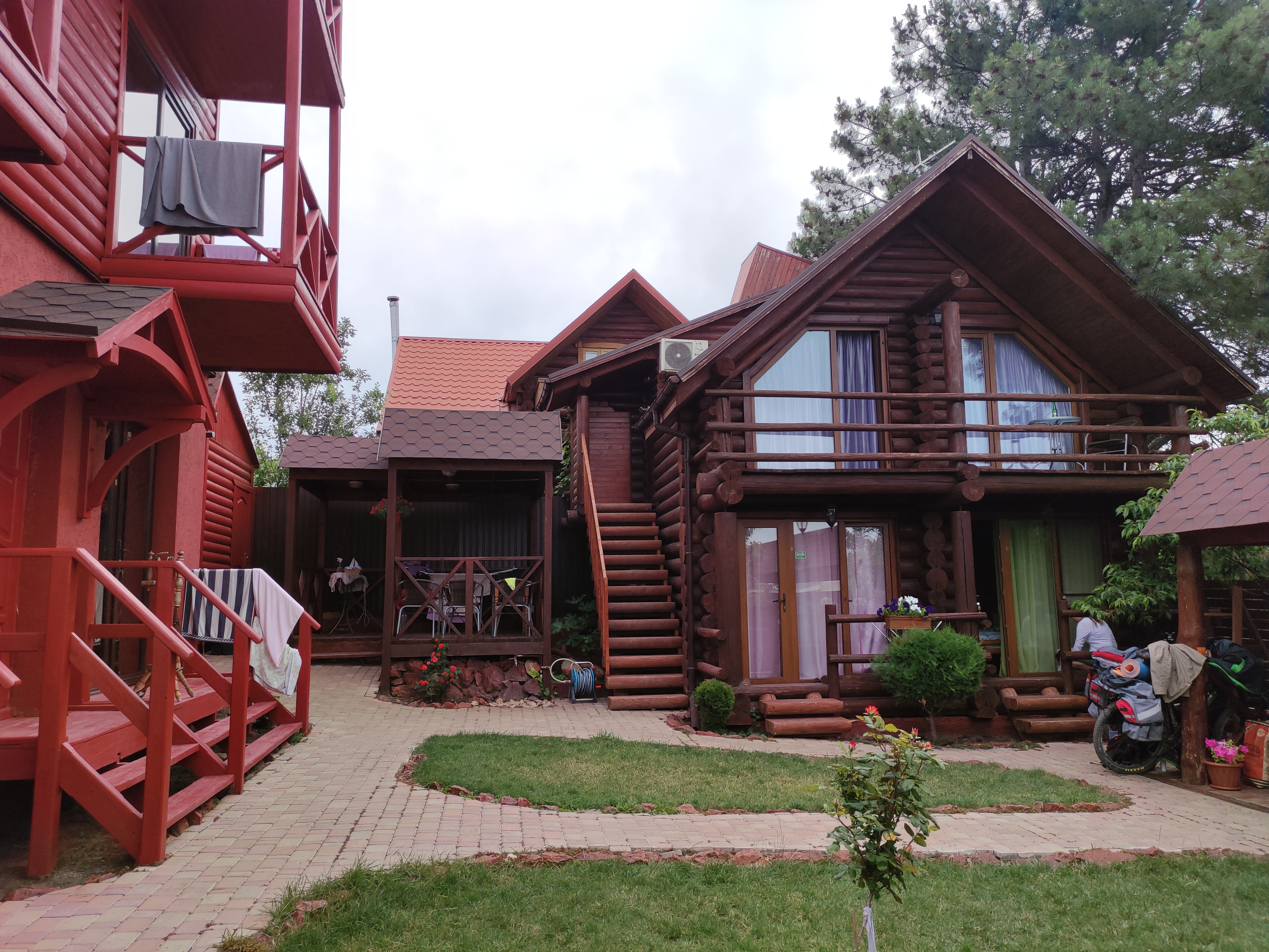 Фото Сосновый двор