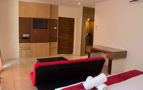 Гостиница RedDoorz Premium near Anoi Itam Beach Sabang в Сабанге