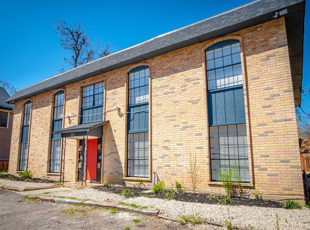 Фото Explore Pearl 2br/2ba Near Dt and Riverwalk