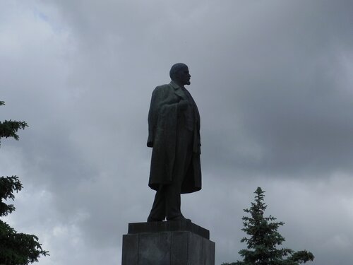 Monument, memorial V.I. Lenin, Kerch, photo