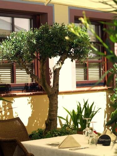 Внешний вид отеля Hotel Blesius Garten в Трире, фото 2