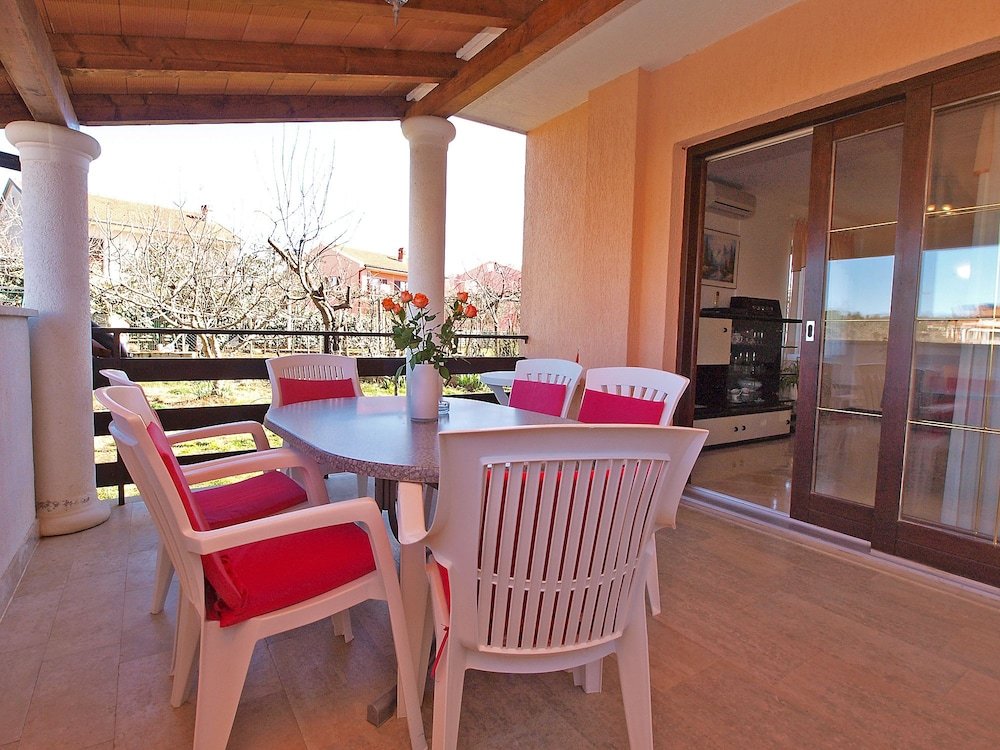 Фото Apartment 827