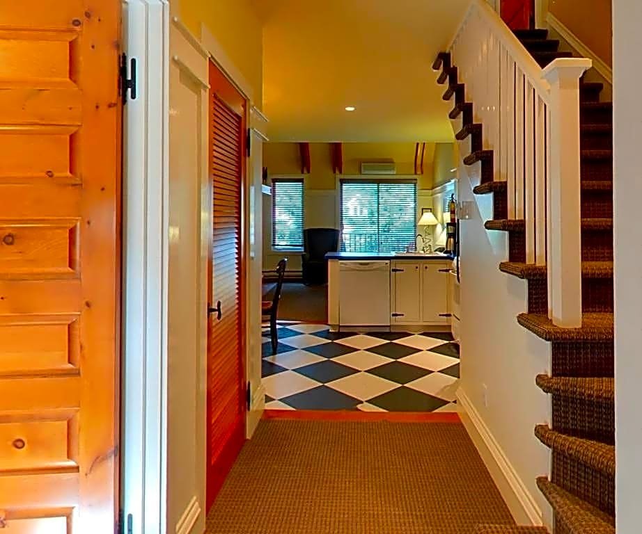 Фото Embarc Tremblant