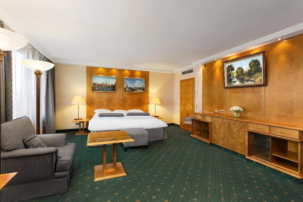 Фото Azimut Сити Отель Олимпик Москва