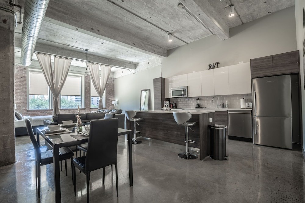 Фото Luxury Downtown Dallas Stay by Amyfinehouse