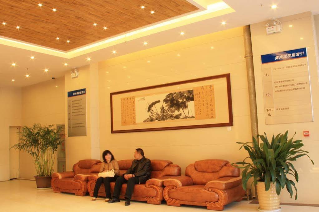 Фото Luoyang Yilu Gangwan Hotel